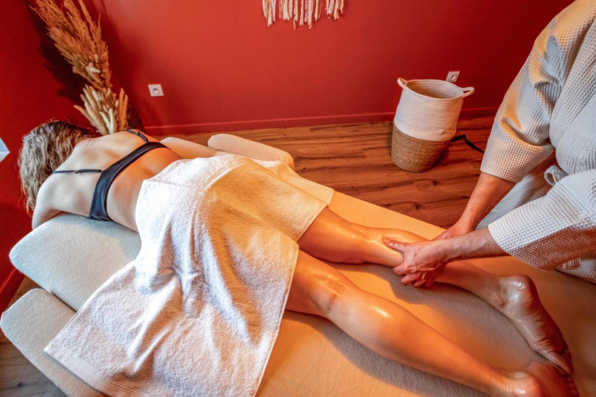 50 Nuances D'Amour - Jacuzzi / Massage / Cinema Moirans Zewnętrze zdjęcie